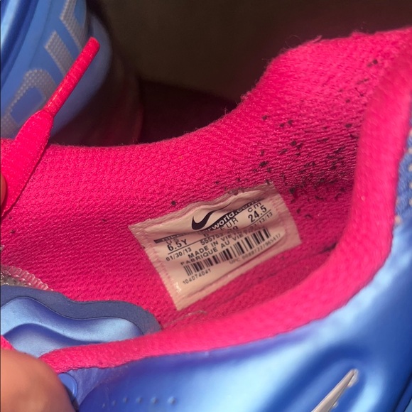 Nike Big Kid AirMax sz 6.5 or 8 in women’s - Picture 6 of 6